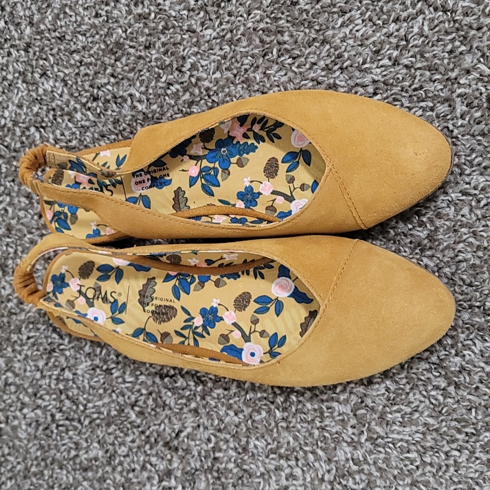 Toms Julie Suede Slingback Flat in Buckthorn Brown